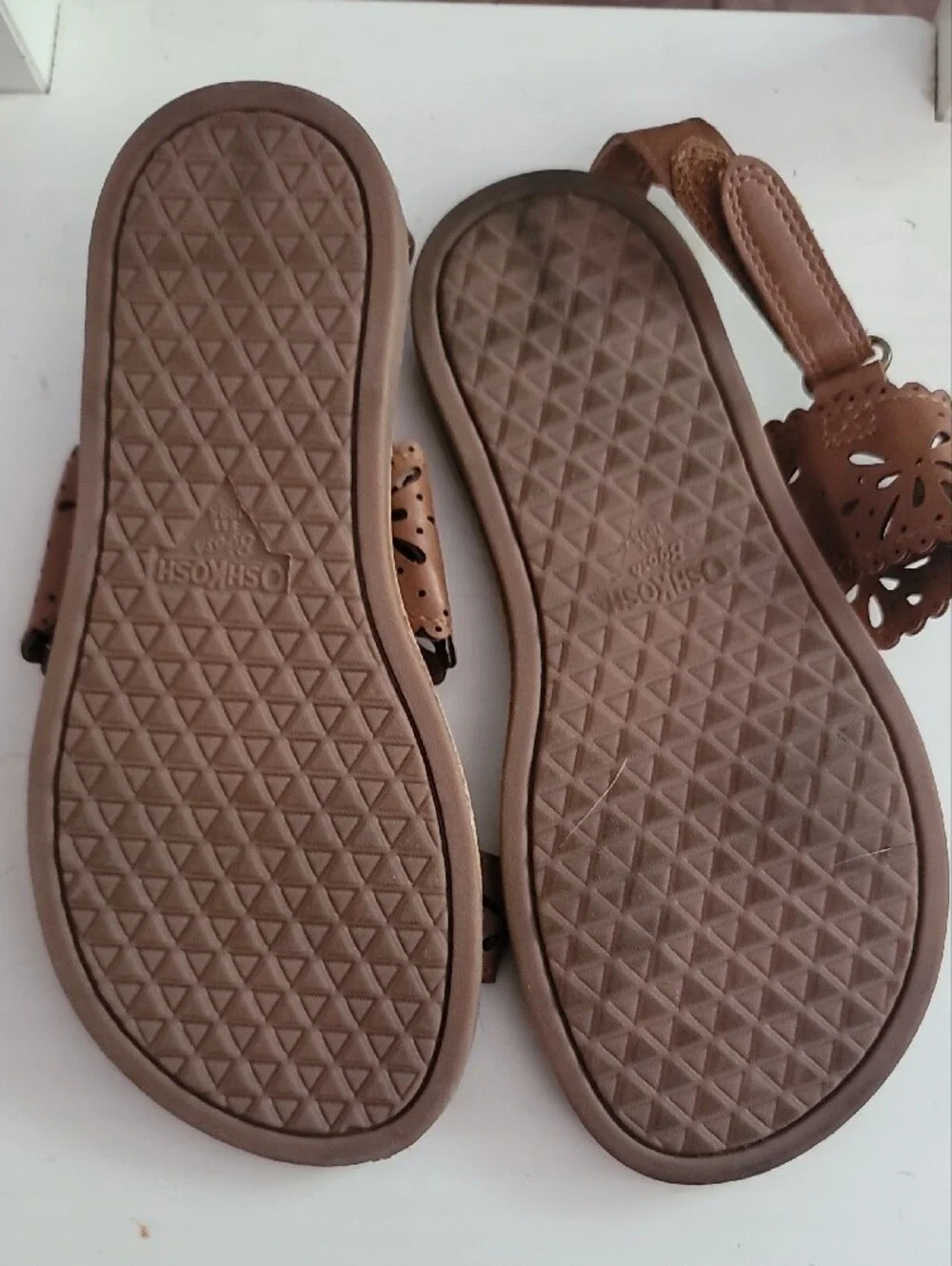 OshKosh, Girls Brown Strap Sandals, Size 1